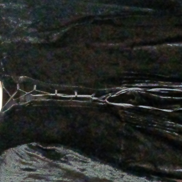 SOLD VELVET TOP - Picture 10 of 10